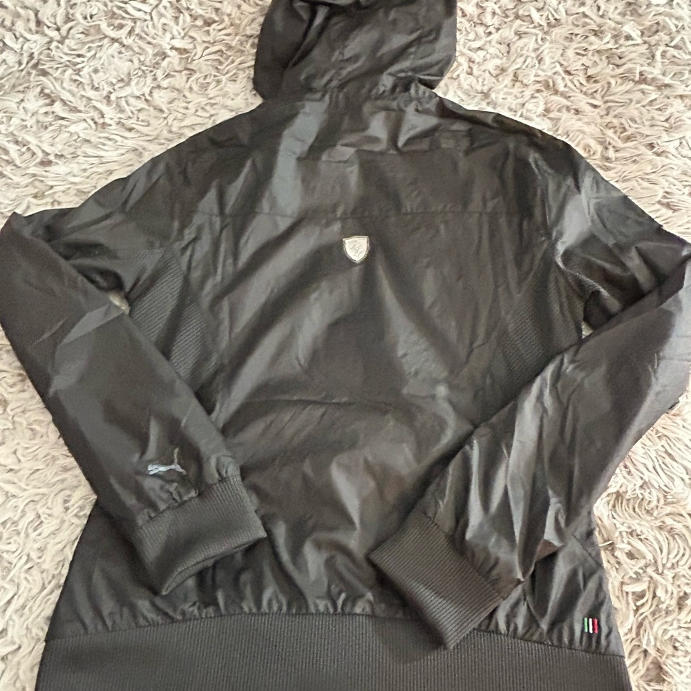Ferrari jacket Size Small - Picture 2 of 4